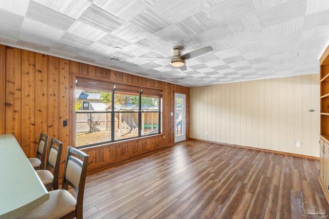 389 Gamarra Rd, Pensacola, FL 32503