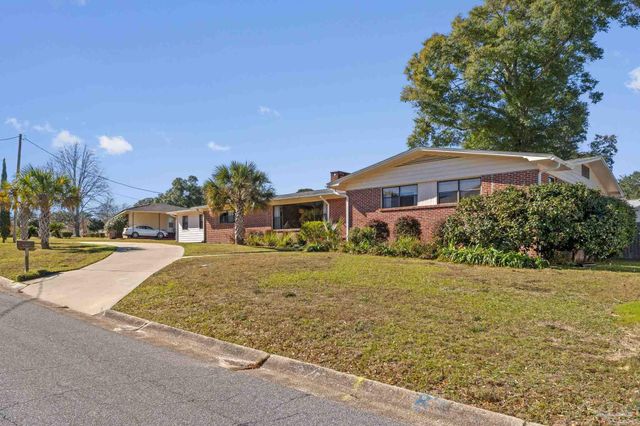 389 Gamarra Rd, Pensacola, FL 32503