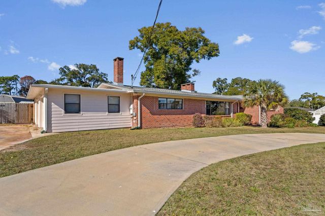 389 Gamarra Rd, Pensacola, FL 32503