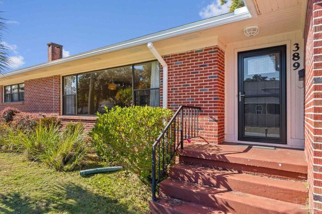 389 Gamarra Rd, Pensacola, FL 32503