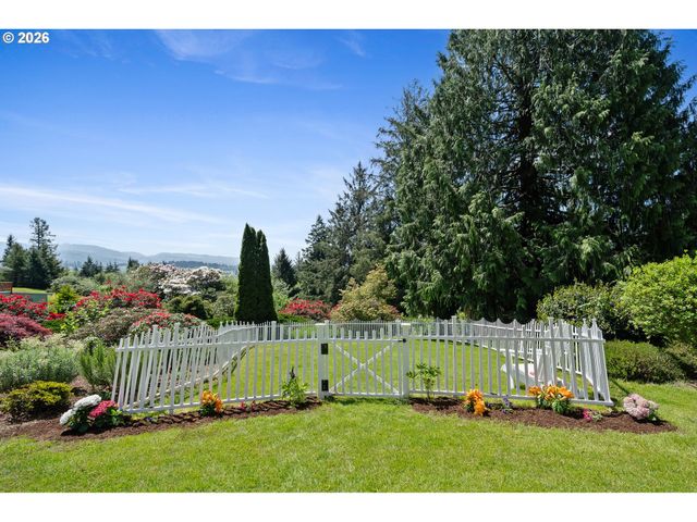 3350 NORTHWOOD Way, Tillamook, OR 97141