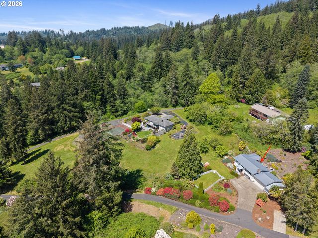3350 NORTHWOOD Way, Tillamook, OR 97141