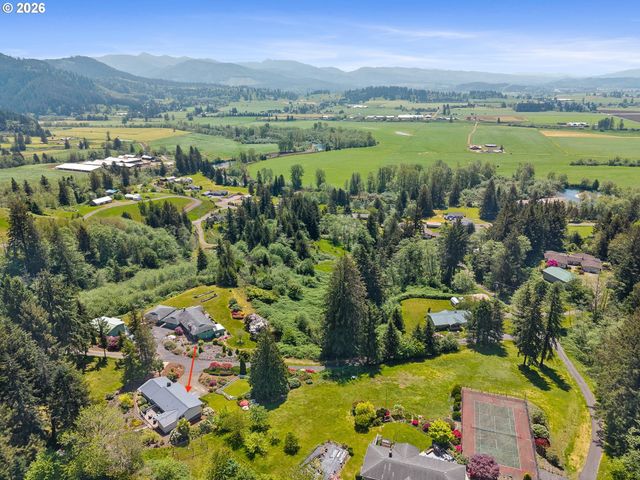 3350 NORTHWOOD Way, Tillamook, OR 97141
