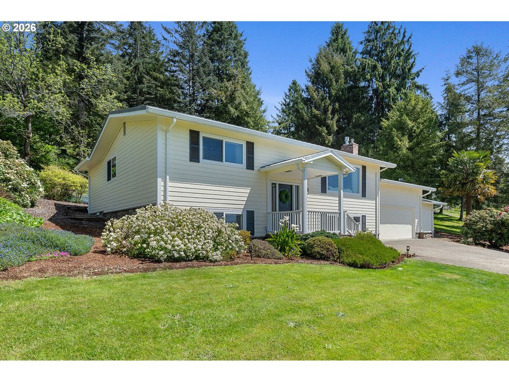 3350 NORTHWOOD Way, Tillamook, OR 97141