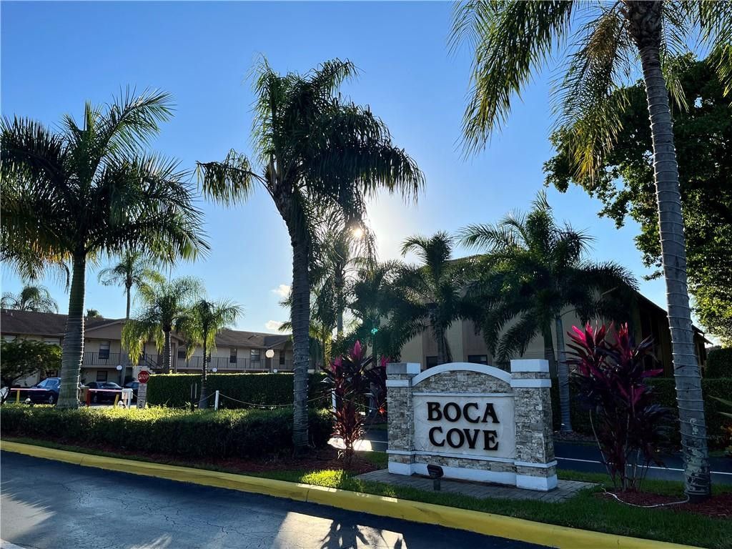 9449 Boca Cove Circle 914, Boca Raton, FL 33428