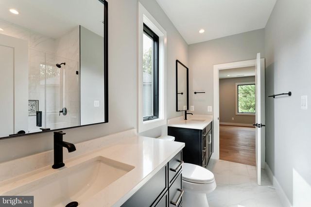 6908 SOUTHRIDGE DR, Mclean, VA 22101