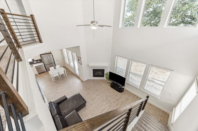 806 Dayton DR 110, Austin, TX 78748