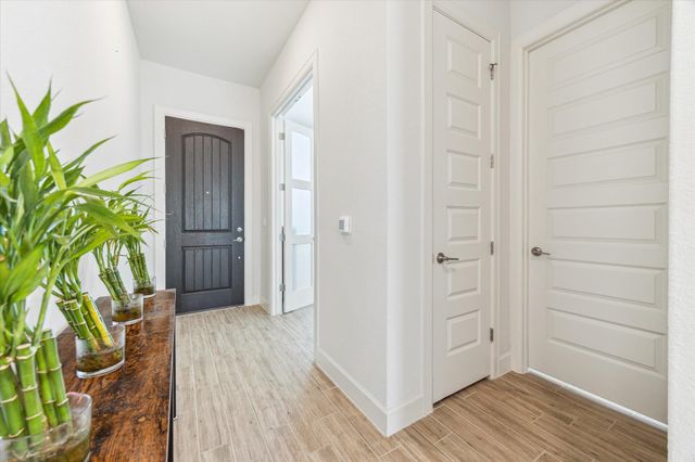 806 Dayton DR 110, Austin, TX 78748
