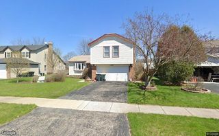 1257 Spring Valley Drive, Carol Stream, IL 60188