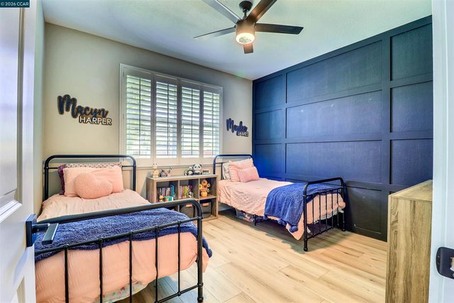 803 Pathfinder Ct, Oakley, CA 94561