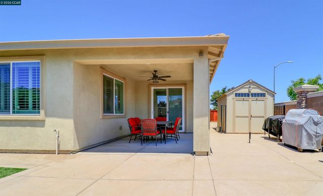 803 Pathfinder Ct, Oakley, CA 94561