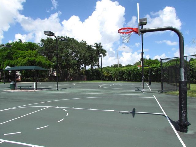 1589 NW 121st Drive, Coral Springs, FL 33071