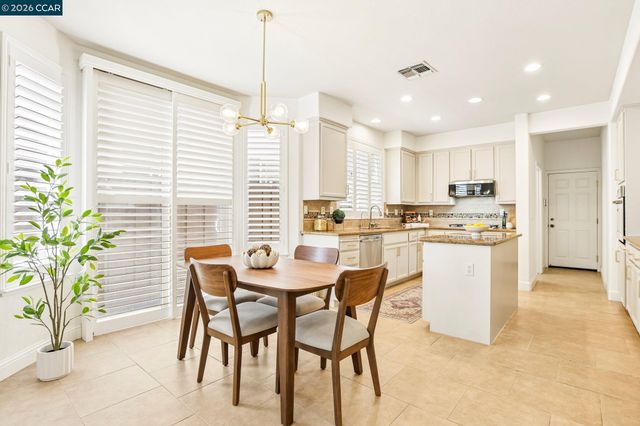1344 Panwood Ct, Brentwood, CA 94513