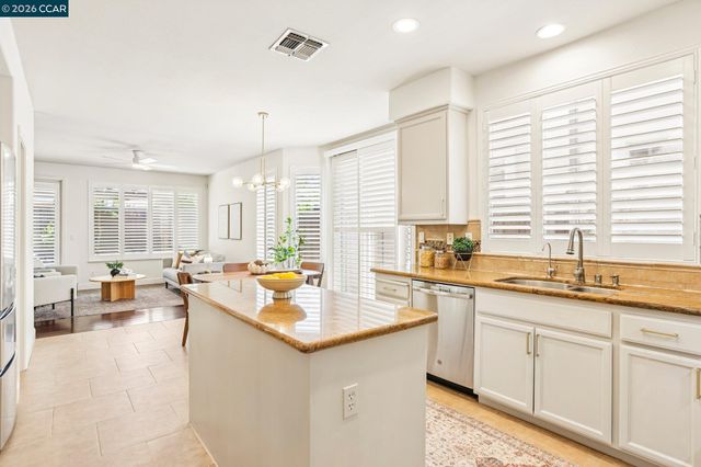 1344 Panwood Ct, Brentwood, CA 94513