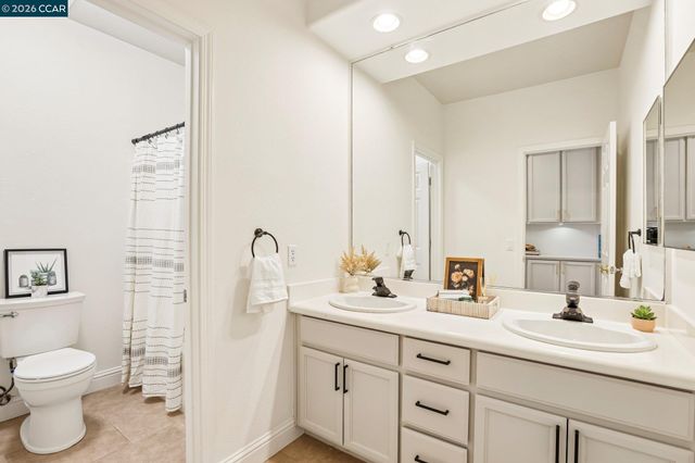 1344 Panwood Ct, Brentwood, CA 94513