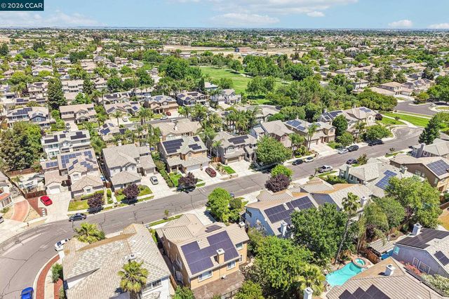 1344 Panwood Ct, Brentwood, CA 94513