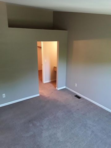 38640 Evonshire, Farmington Hills, MI 48331