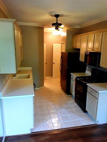 38640 Evonshire, Farmington Hills, MI 48331