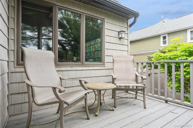 2772 Riverside Avenue, Merrick, NY 11566