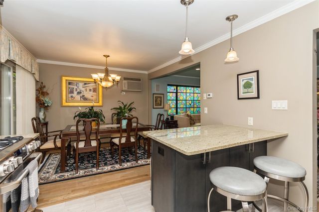 2772 Riverside Avenue, Merrick, NY 11566