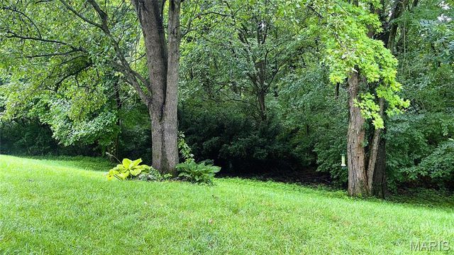 307 Northcrest Drive, Collinsville, IL 62234