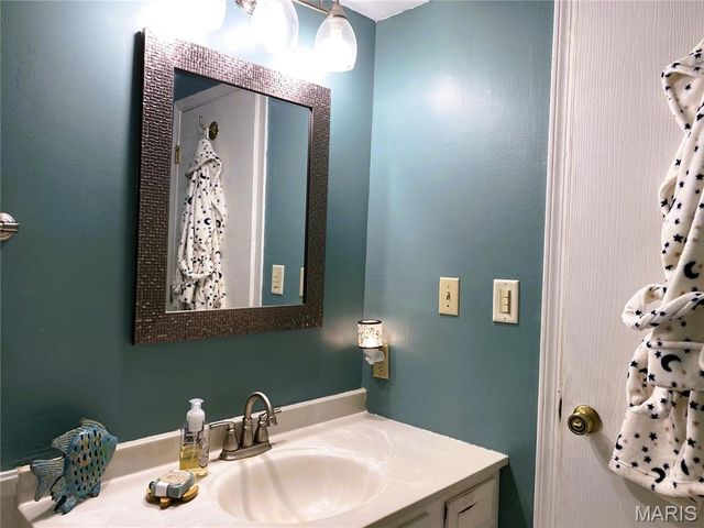 307 Northcrest Drive, Collinsville, IL 62234
