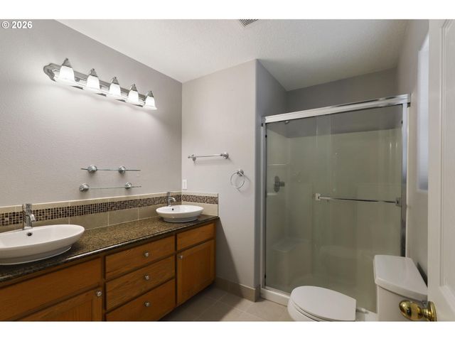 4414 Ne 76TH Ave, Portland, OR 97218