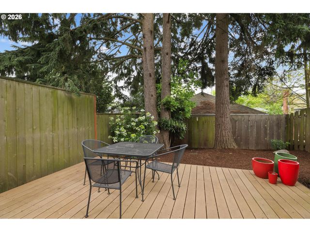 4414 Ne 76TH Ave, Portland, OR 97218