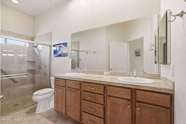 180 E Placita De Aretes, Green Valley, AZ 85614