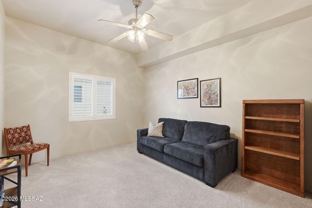 180 E Placita De Aretes, Green Valley, AZ 85614