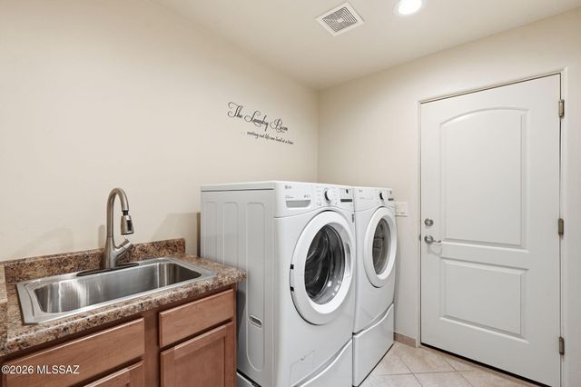 180 E Placita De Aretes, Green Valley, AZ 85614