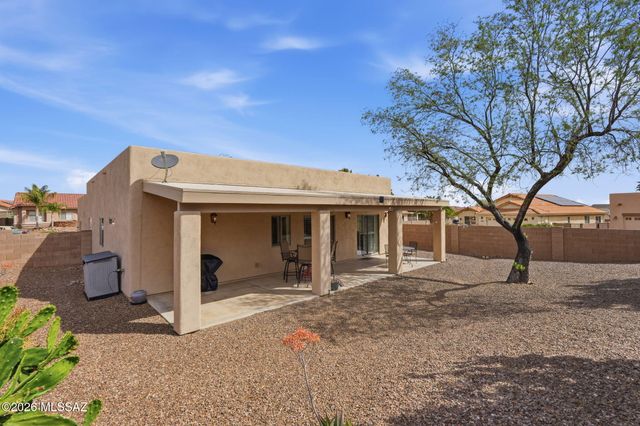 180 E Placita De Aretes, Green Valley, AZ 85614