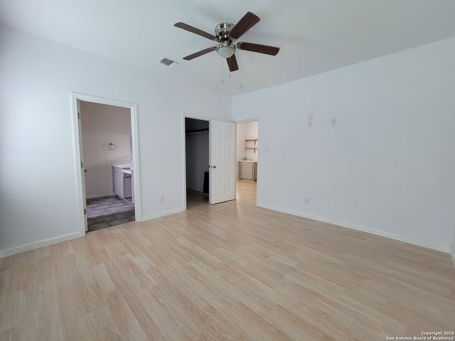 3402 W Salinas, San Antonio, TX 78207