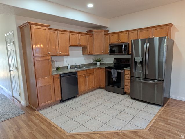 6712 S PINES POINT WAY, West Jordan, UT 84084