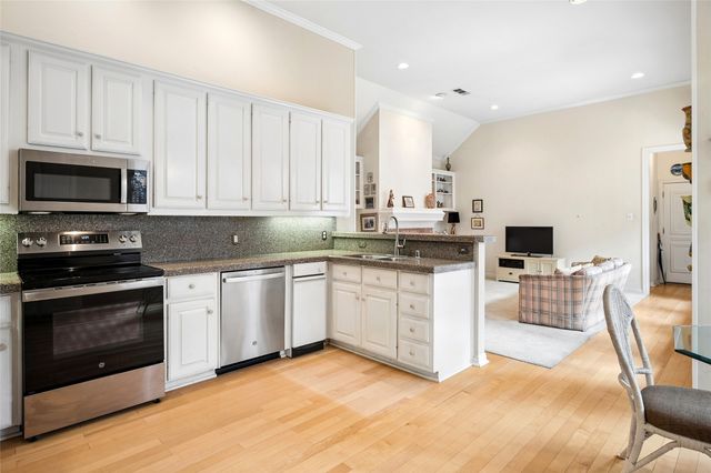 4267 Timberglen Road, Dallas, TX 75287