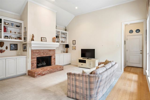 4267 Timberglen Road, Dallas, TX 75287
