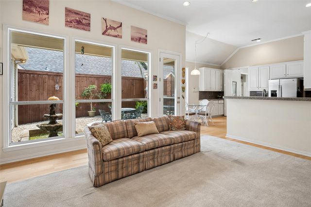 4267 Timberglen Road, Dallas, TX 75287