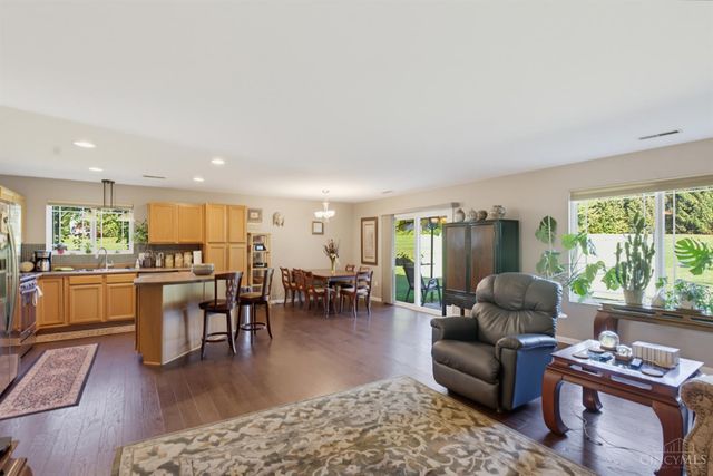 1581 Black Wolf Drive, Turtle Creek Twp, OH 45036