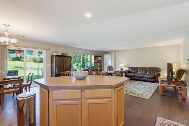 1581 Black Wolf Drive, Turtle Creek Twp, OH 45036