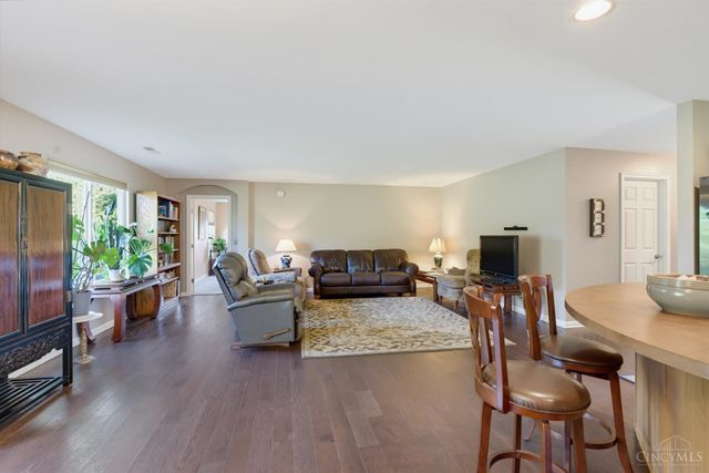 1581 Black Wolf Drive, Turtle Creek Twp, OH 45036