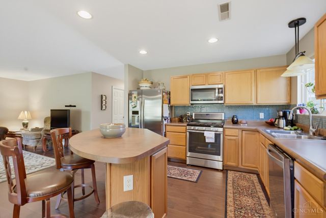 1581 Black Wolf Drive, Turtle Creek Twp, OH 45036