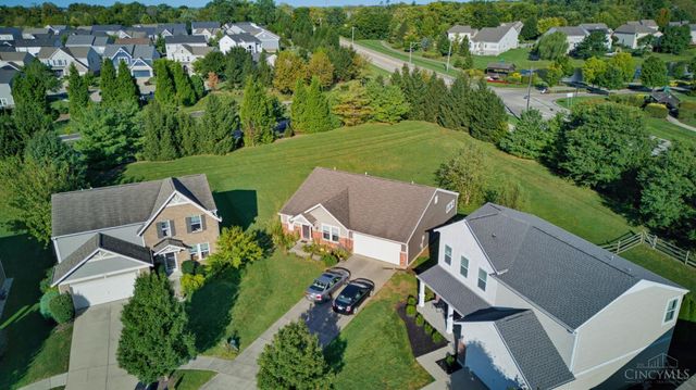 1581 Black Wolf Drive, Turtle Creek Twp, OH 45036