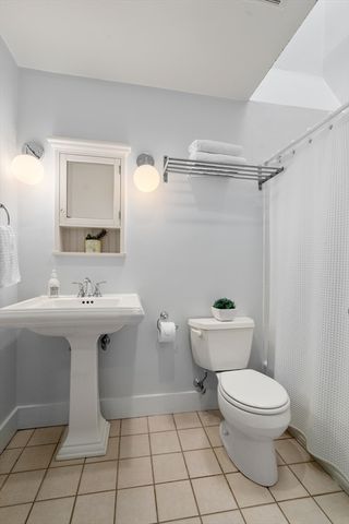 32 Yarmouth Street D, Boston, MA 02116