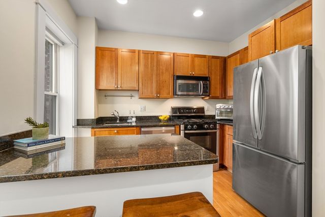 32 Yarmouth Street D, Boston, MA 02116