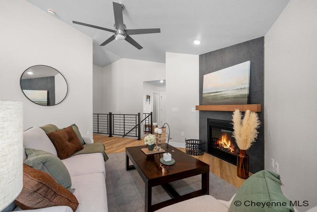 4032 SADDLEBACK LN, Cheyenne, WY 82001