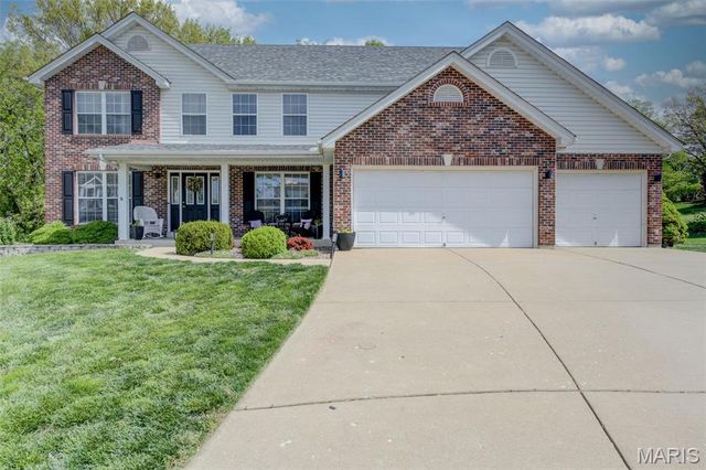4 Windbriar Court, St Peters, MO 63376
