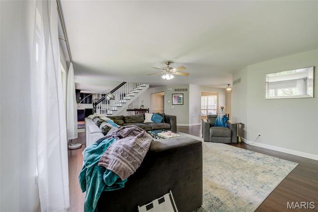 4 Windbriar Court, St Peters, MO 63376