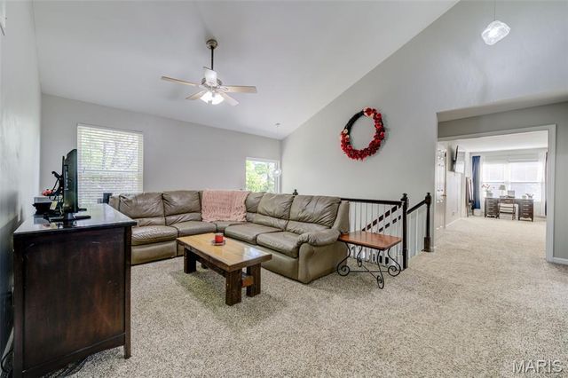 4 Windbriar Court, St Peters, MO 63376