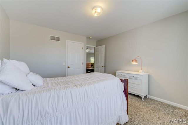 4 Windbriar Court, St Peters, MO 63376