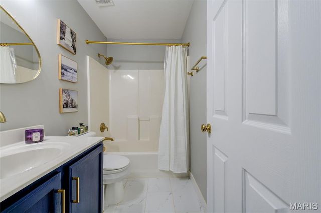 4 Windbriar Court, St Peters, MO 63376